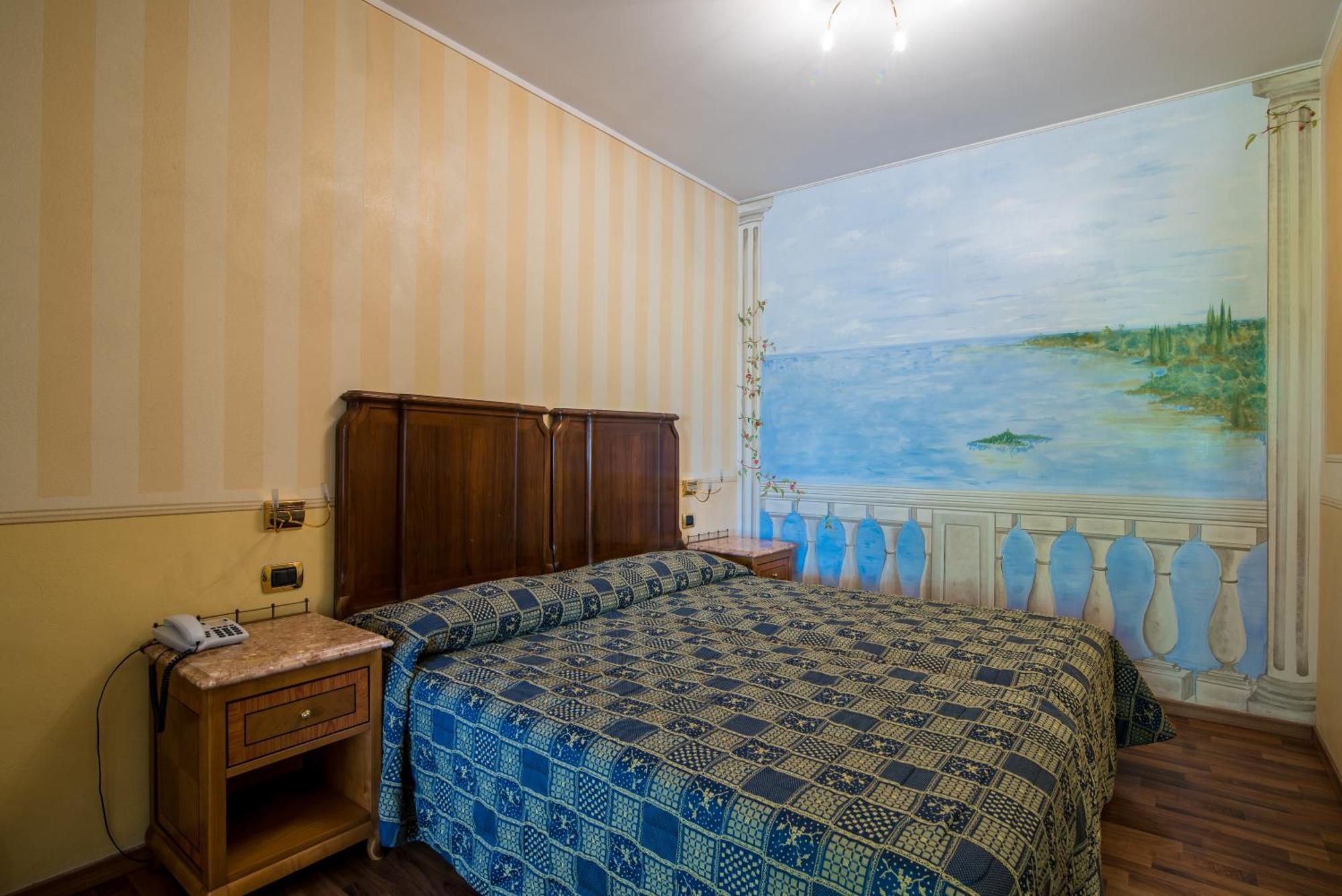 Hotel Porta Del Sole Сойано-дель-Лаго Экстерьер фото