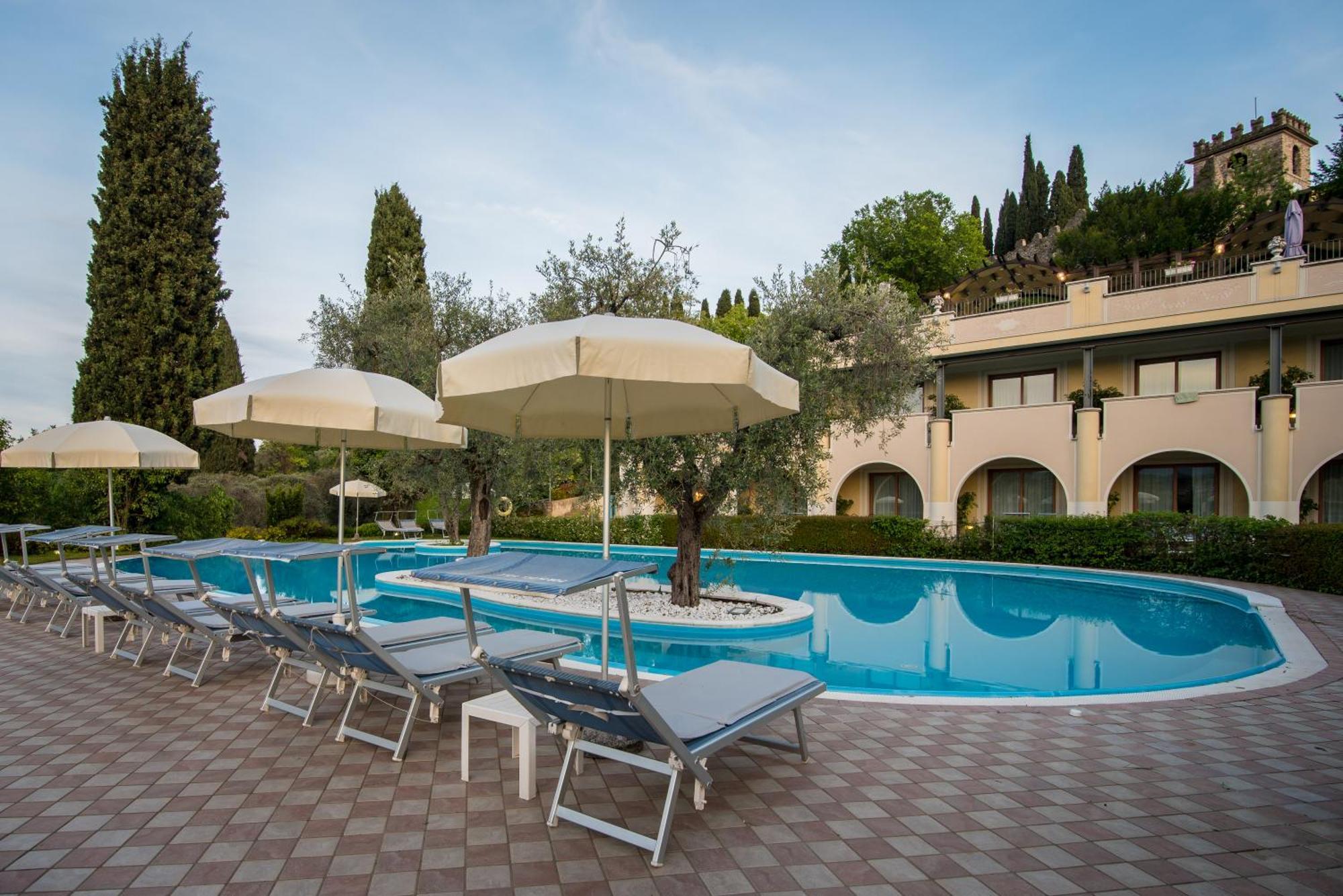 Hotel Porta Del Sole Сойано-дель-Лаго Экстерьер фото