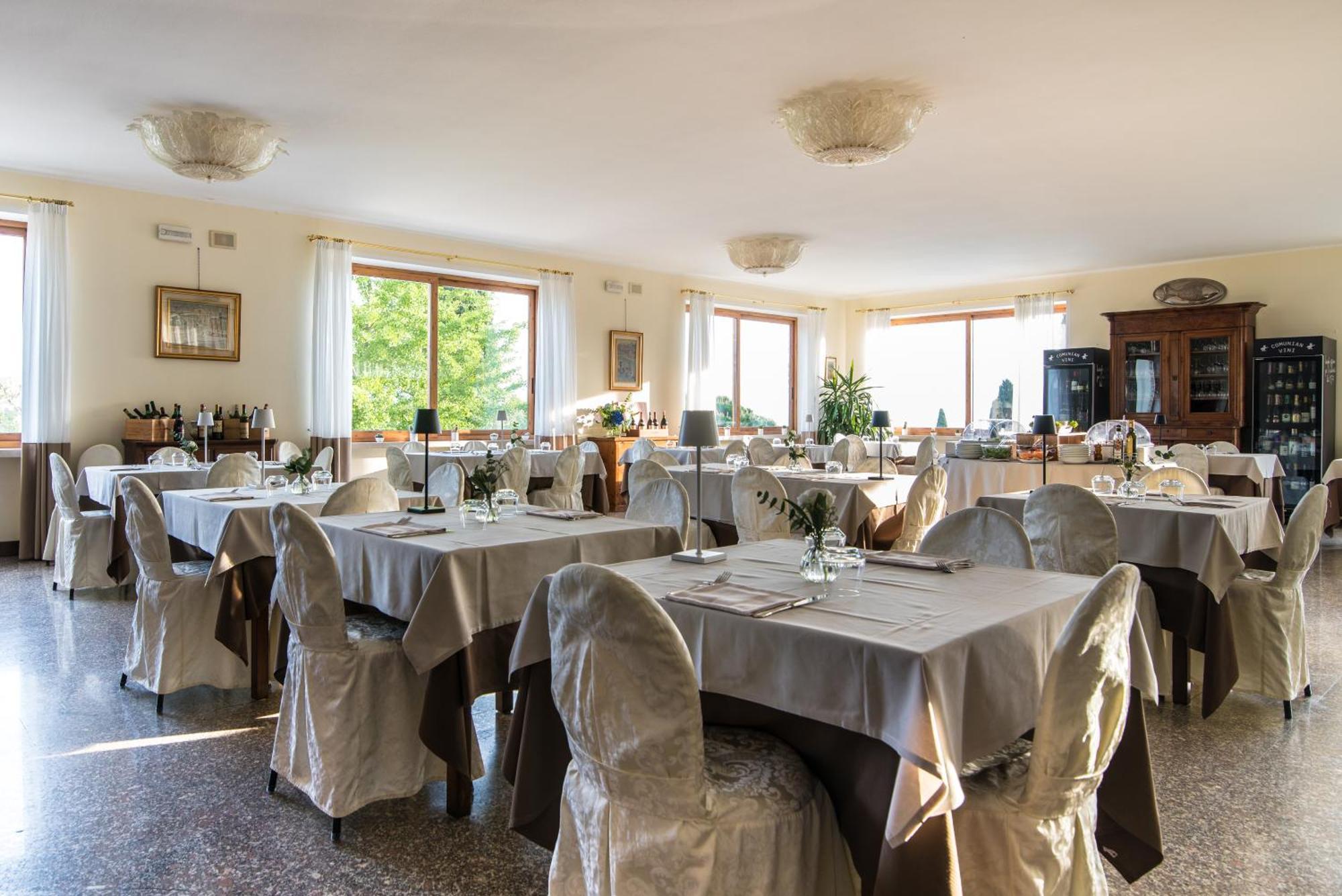 Hotel Porta Del Sole Сойано-дель-Лаго Экстерьер фото